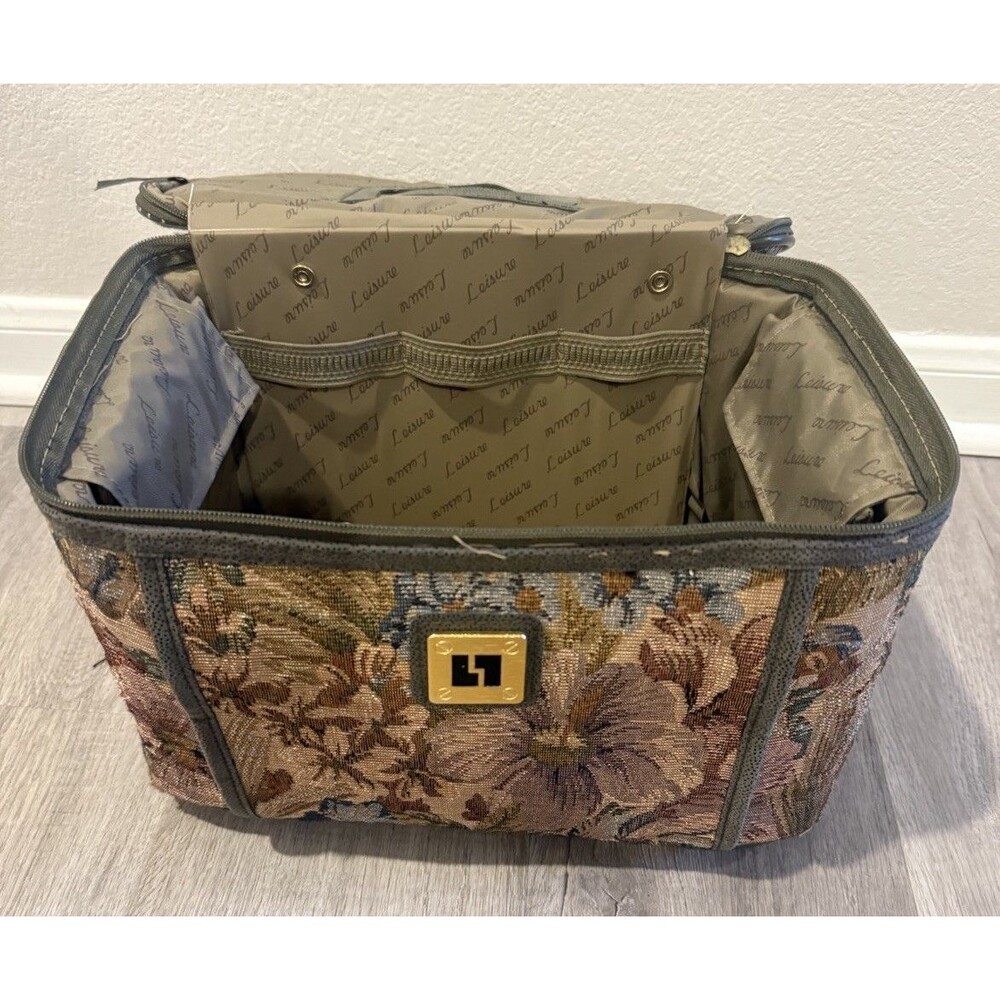 Vintage Leisure Luggage International Tapestry Train Case Bag, Brown Beige Excel